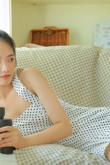 唐三吃小舞两座山